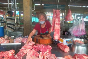 Xăng dầu vừa giảm mạnh ngăn bão giá nhưng chưa đủ 'đô' 