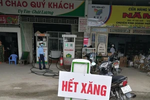 An Giang: 7 doanh nghiệp trả giấy chứng nhận bán lẻ xăng dầu do hết vốn