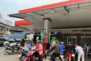  Việt Nam chi hơn 8 tỉ USD nhập xăng dầu 