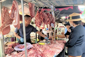 Giá heo bất ngờ tăng trở lại