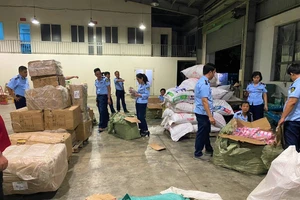  6 tháng, Quản lý thị trường TP.HCM tiêu hủy hàng giả, hàng cấm... trị giá hơn 30 tỉ 