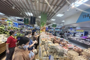 TP.HCM: 9 tháng năm 2023, doanh thu bán lẻ và dịch vụ tăng