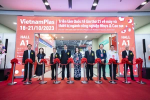 Hơn 600 doanh nghiệp quốc tế tham gia triển lãm ngành nhựa và cao su