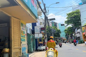 Tháng 11, bình gas 50kg tăng 17.000 đồng. ẢNH: TÚ UYÊN