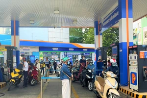 3 tháng đầu năm cả nước tiêu thụ khoảng 6 triệu m3/tấn xăng dầu 