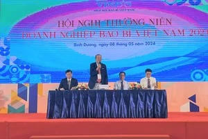 Việt Nam chi 15 tỉ USD mỗi năm nhập khẩu nhựa nguyên sinh