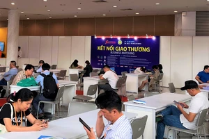 Khu vực kết nối tại Trung tâm Hội chợ và Triển lãm Sài Gòn. Ảnh: TÚ UYÊN