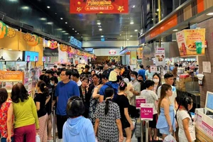 Lý do người dân đến siêu thị, trung tâm thương mại dịp Lễ 2-9 tăng đến 200%