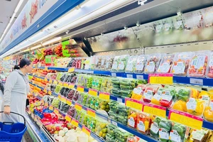 Các siêu thị sẵn sàng kế hoạch cung ứng hàng hóa cho người dân miền Trung 