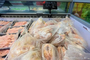 Việt Nam phải nhập khẩu thịt heo đông lạnh từ 43 thị trường