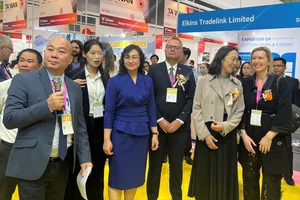 Hơn 400 doanh nghiệp tham gia triển lãm quốc tế ngành dệt may 