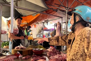 Sau thời gian dài tăng nóng, giá heo hơi đã quay đầu giảm 