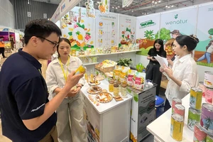 Nhà mua hàng quốc tế tăng tốc 'săn tìm' thực phẩm, đồ uống... Việt Nam