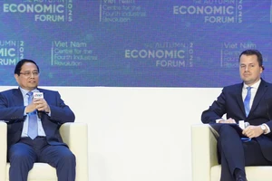 ​"60 phút cùng Thủ tướng": Thông điệp đặc biệt về chiến lược chuyển đổi kép