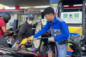 ​3 tháng đầu năm Việt Nam chi 2,93 tỉ USD nhập khẩu xăng dầu các loại