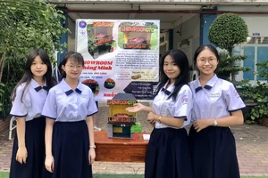 Thiết bị không người lái của học sinh có thể quay phim, khảo sát cứu hộ