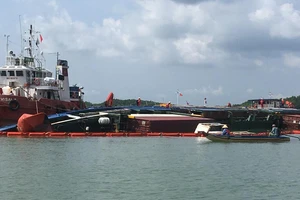 Thông luồng tạm hàng hải tại nơi chìm tàu 8.000 tấn ở Cần Giờ