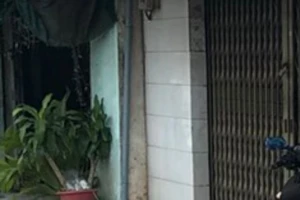 Chủ tiệm vàng báo mất nhiều tài sản sau khi vô quán cà phê 