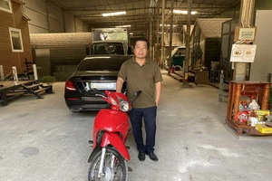 Người trong clip 'Dừng nhặt tiền gây tai nạn' lên tiếng