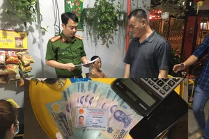 Phá đường dây đánh bạc hàng trăm tỉ đồng ở TP.HCM