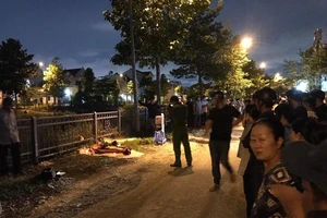 Bé trai 6 tuổi trượt chân xuống kênh Ba Bò tử vong thương tâm