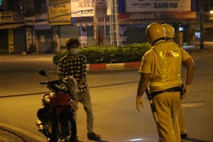 Nỗi khổ khi bị hư xe trong mùa dịch