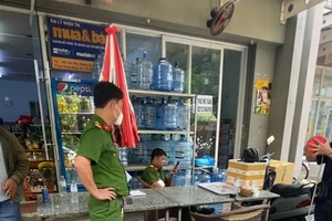 Nhà báo Hàn Ni đề nghị khởi tố nhóm người tấn công bà ở trước nhà