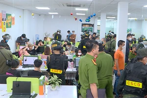 Bộ Công an khen thưởng Công an TP.HCM và Cục An ninh mạng