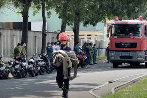Cháy kho trong khu chế xuất Linh Trung 2 ở Thủ Đức