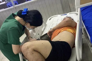 Vụ đánh hội đồng trên sân bóng 'phủi' ở Thủ Đức: Công an mời nhiều người liên quan 