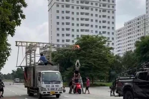 Quá trình thực hiện video chồng đầu khi lái xe máy của Quốc Cơ - Quốc Nghiệp