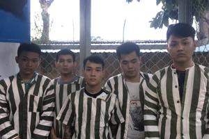 Đi giải quyết mâu thuẫn, nhóm người dùng súng bắn nhầm nữ chủ quán