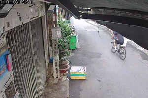 Tìm thấy thi thể nguyên trưởng phòng 1 trường đại học dưới sông Sài Gòn