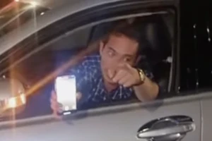 Xử phạt người mạo danh nhà báo, công an say xỉn khi lái ô tô 