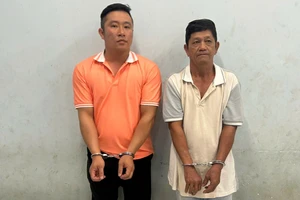 Khởi tố, bắt tạm giam cha vợ và con rể đánh xe ôm công nghệ ở quận Bình Thạnh