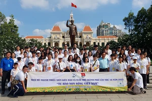 Video: Thanh thiếu niên kiều bào dự trại hè ‘Tự hào non sông Việt Nam’