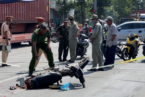 Video: Trên đường về nhà, cụ ông 73 tuổi bị xe tải tông tử vong