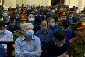 Video: Hầu hết các bị cáo vụ Vạn Thịnh Phát nhận tội, nộp hàng ngàn tỷ đồng 