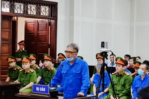 Video: Sau một đêm suy nghĩ, cựu Giám đốc Công an Đỗ Hữu Ca bất ngờ nhận tội