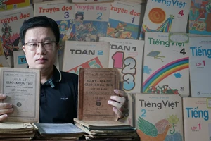 Tìm kỷ niệm học trò với bộ sách vở, đồ học sinh trong vòng 100 năm qua