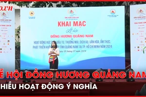Người Quảng xa quê được thưởng thức ẩm thực quê nhà, làm CCCD tại Lễ hội đồng hương