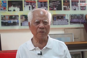 Người thầy rơi nước mắt khi nhớ về cậu học trò – Tổng Bí thư Nguyễn Phú Trọng