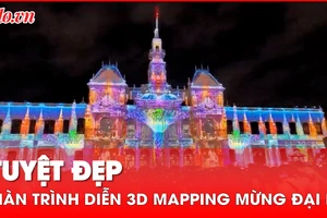 Trình diễn 3D mapping tuyệt đẹp tại trụ sở UBND TP.HCM mừng đại lễ 30-4
