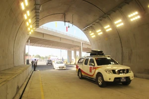 Thông xe hầm đường bộ đèo Cổ Mã