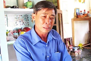 Ngừng phiên tòa giáo viên kiện hiệu trưởng vì bị buộc thôi việc