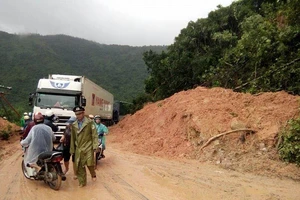 Cho mở đường hầm qua đèo Cổ Mã để 'giải cứu' đèo Cả
