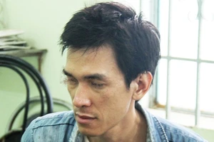 Xác minh kẻ ngáo đá, khống chế đâm người ở Nha Trang