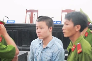 Đề nghị giám đốc thẩm vụ công an đánh chết học sinh