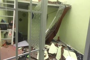 38 người đang bị mắc kẹt ngoài biển Khánh Hòa