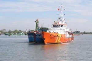 11 ngư dân Bình Định trên 2 tàu cá bị mất liên lạc